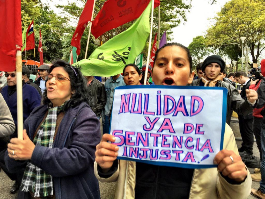 Día de la sentencia, Primera Instancia