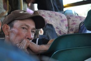 Los liberados son recibidos en su tierra