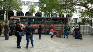 Los liberados son recibidos en su tierra