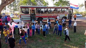 Los liberados son recibidos en su tierra