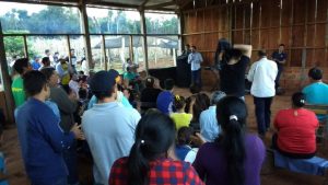 Los liberados son recibidos en su tierra